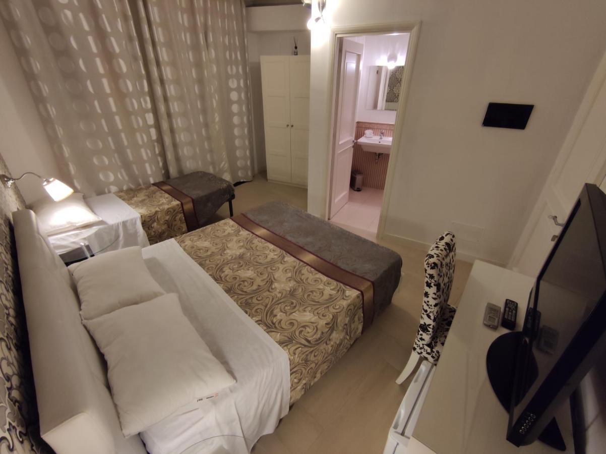 Sami Rooms: Theater District Retreat Near Ortigia * Syracuse